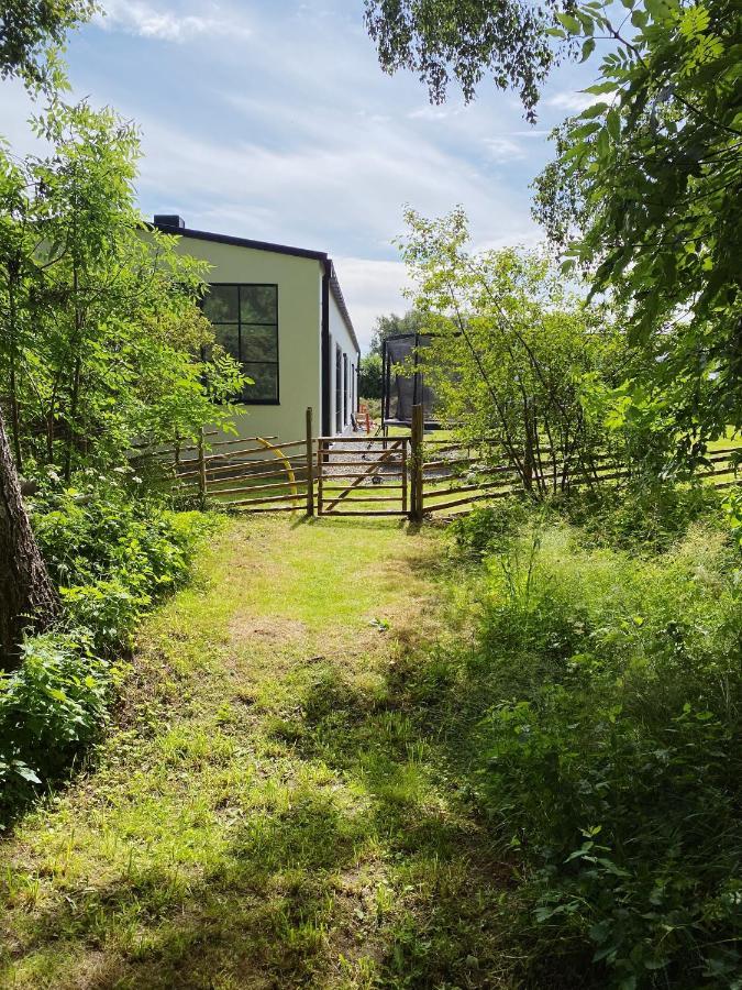 Vakantiehuis Guesthouse, Not Even A Minute Walk To The Ocean