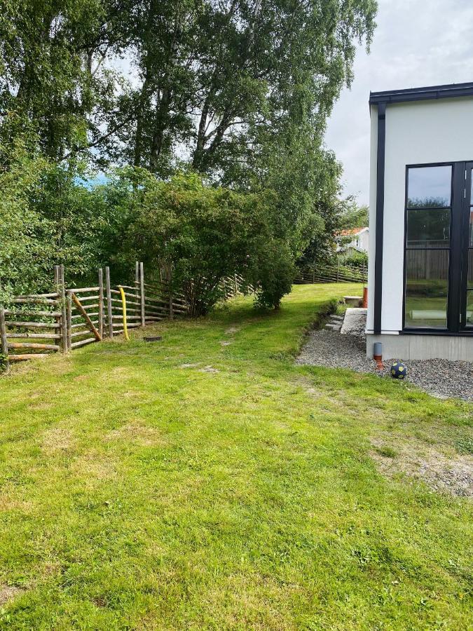 Guesthouse, Not Even A Minute Walk To The Ocean * Kullavik
